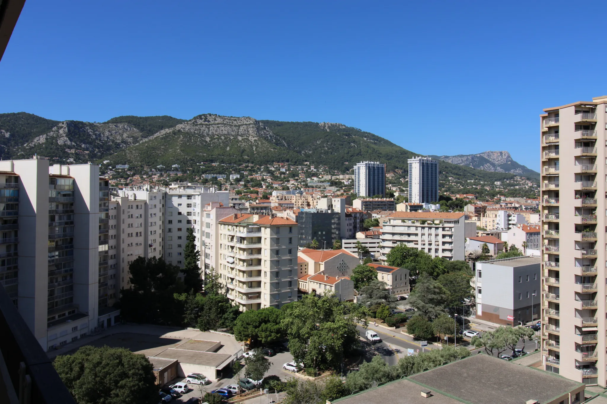 À vendre : Appartement 4 pièces à Toulon La Rode - 80 m² 