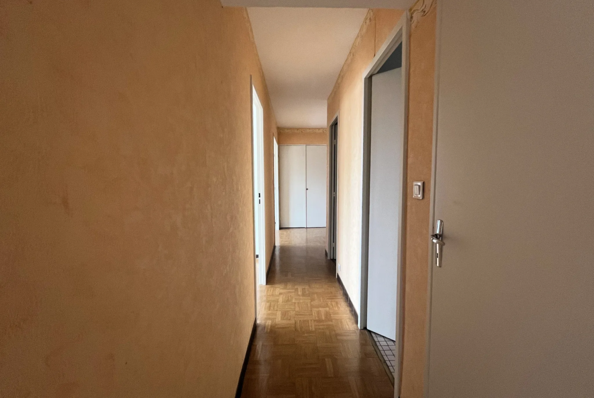 À vendre : Appartement 4 pièces à Toulon La Rode - 80 m² 