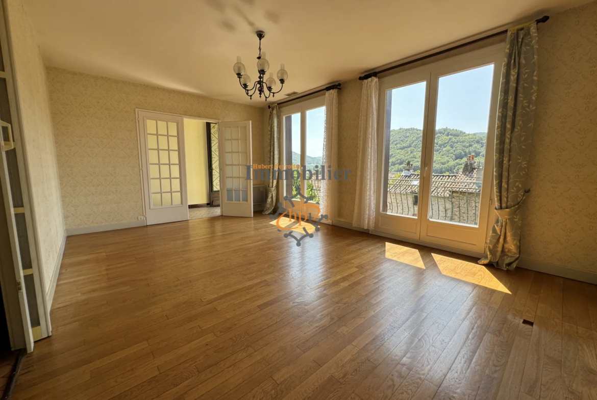 Maison à vendre à Saint Affrique avec terrain de 610 m² 