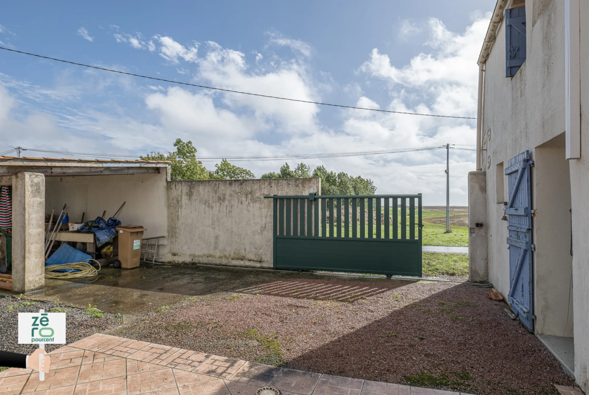 Maison familiale avec dépendance à Triaize - 5 chambres 