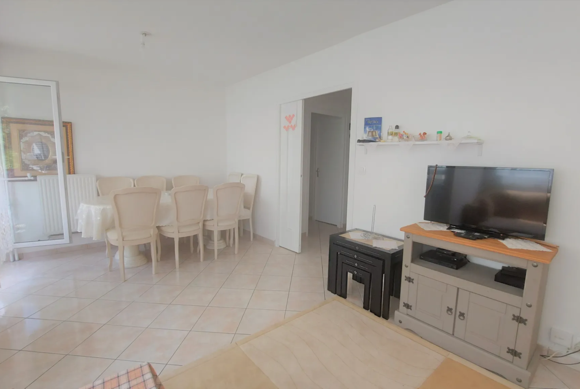 A vendre : Appartement F3 de 72 m² à Pontoise, vendu loué 