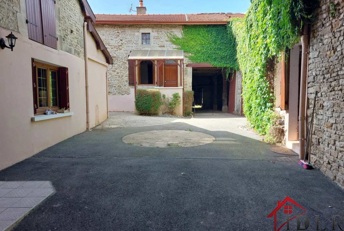 Maison de 165 m² avec grange de 90 m² à vendre à Wassy 