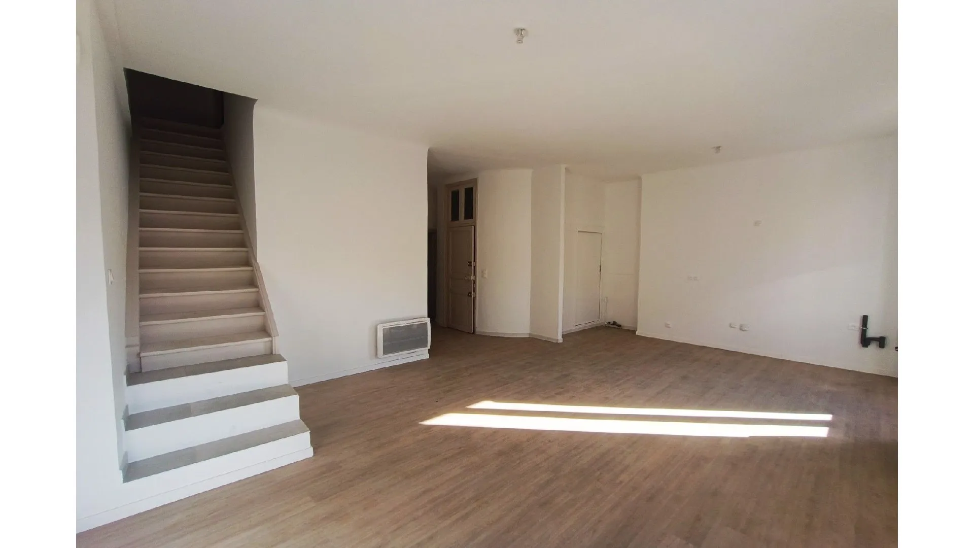 Appartement Type 4 en Duplex Rénové à Gardanne - 261 000 € 