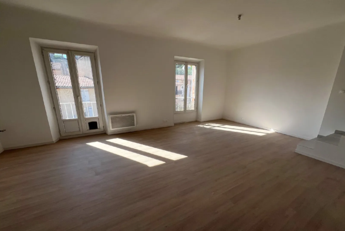 Appartement Type 4 en Duplex Rénové à Gardanne - 261 000 € 