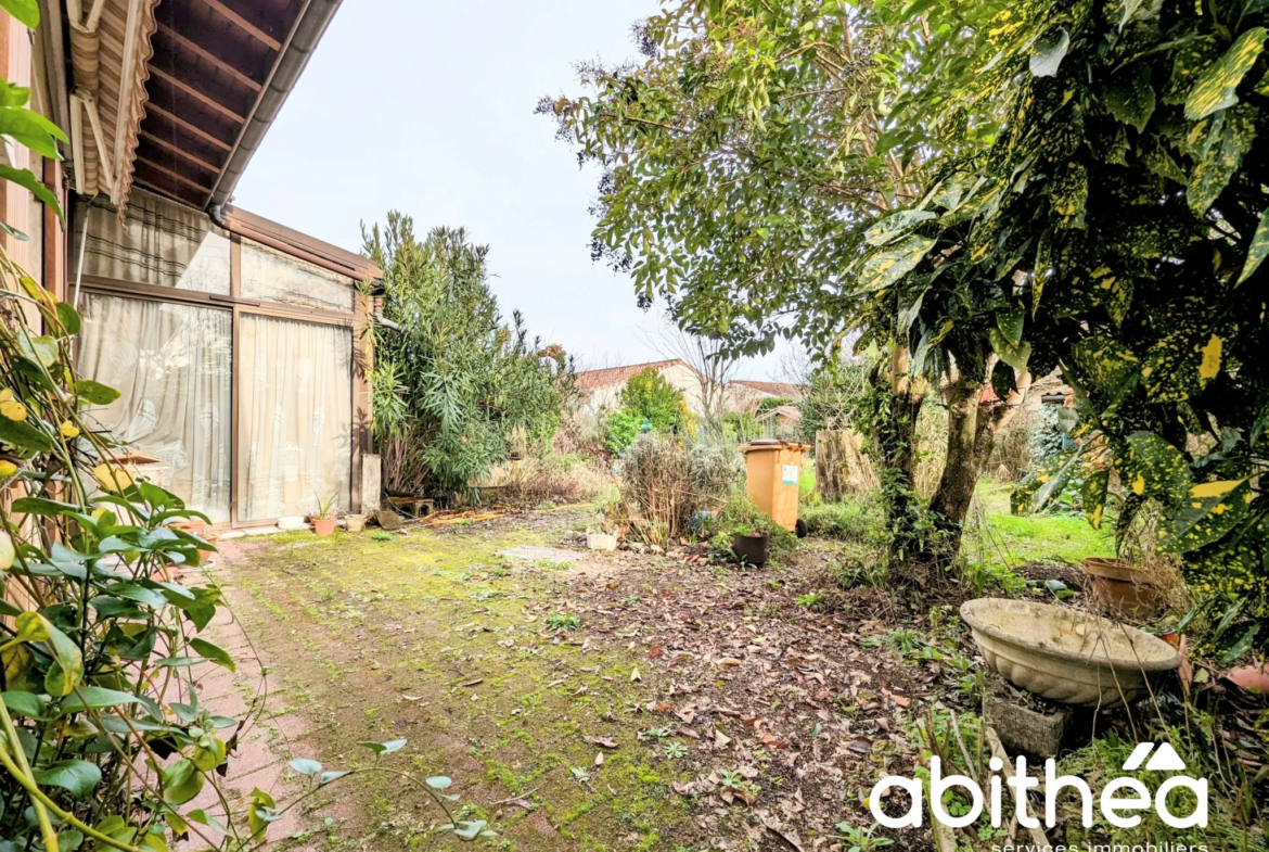 Maison à rénover à Libourne - Potentiel élevé avec jardin et dépendance 