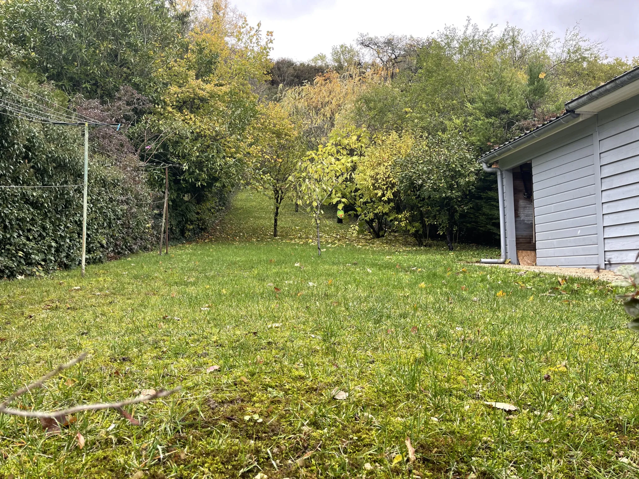 Maison entièrement rénovée à Montbard avec dépendance 