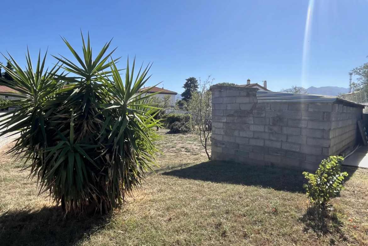 Terrain à vendre au Boulou - 300 m² pour 92 500 € 