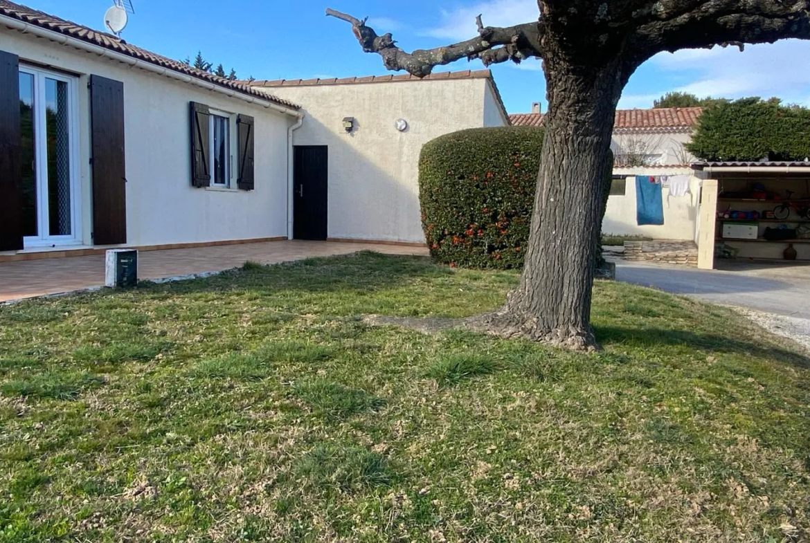 Vente Villa 90 m² à Vénéjan avec Jardin de 1190 m² 