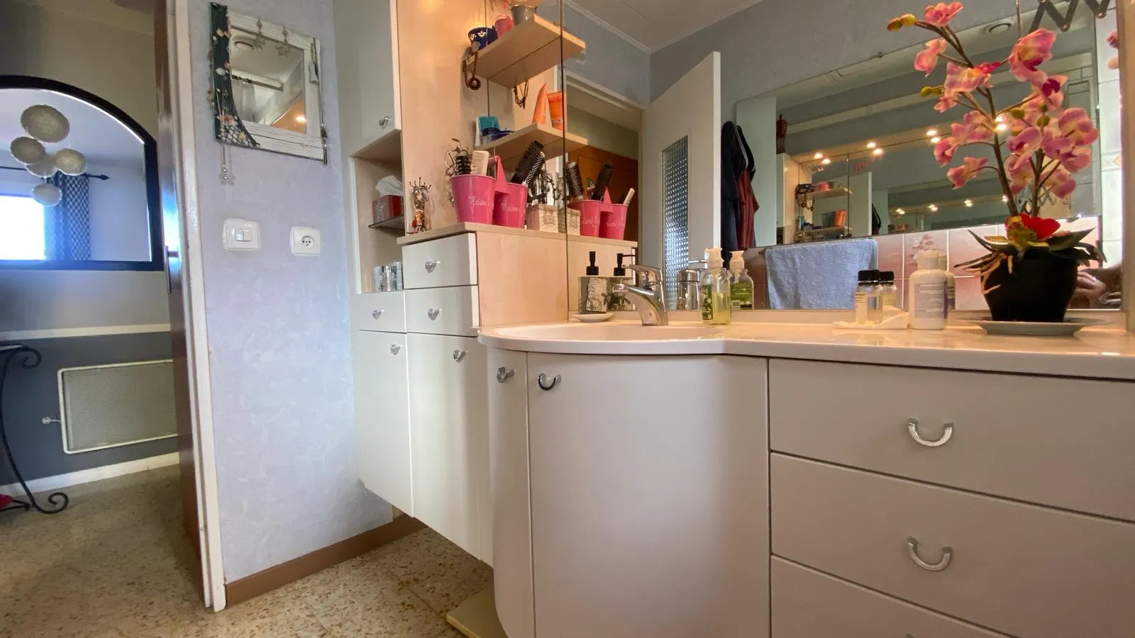 Vente Villa 90 m² à Vénéjan avec Jardin de 1190 m² 