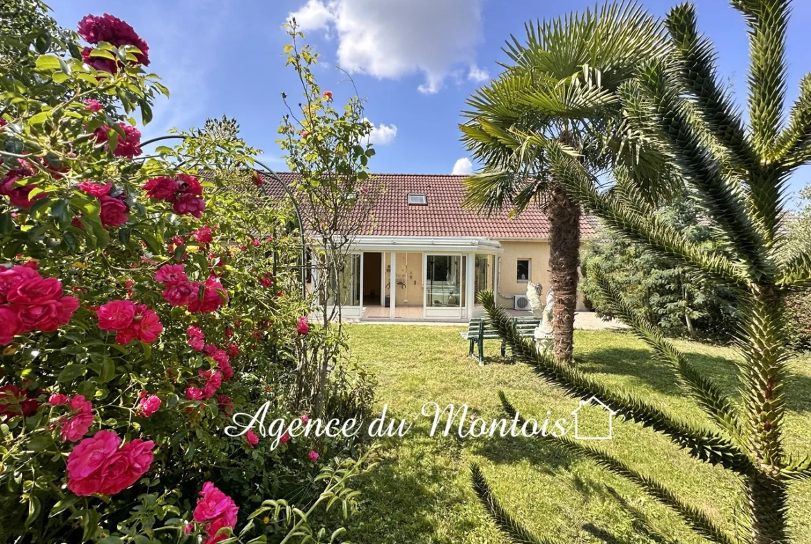 Pavillon Traditionnel à Rafraîchir - Donnemarie-Dontilly 