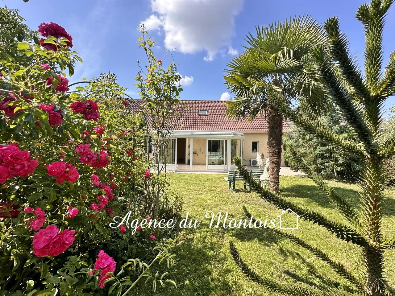 Pavillon Traditionnel à Rafraîchir - Donnemarie-Dontilly 