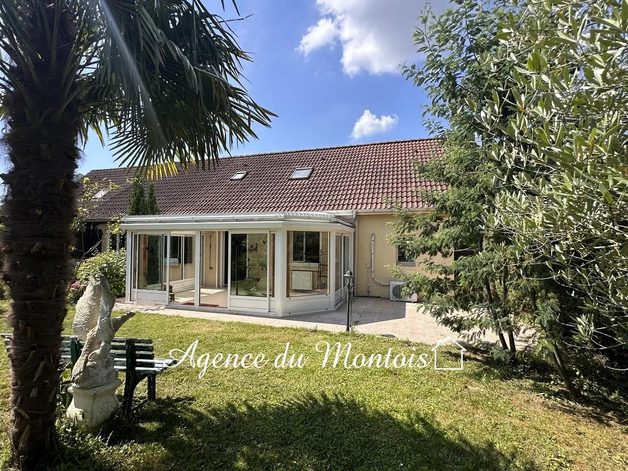 Pavillon Traditionnel à Rafraîchir - Donnemarie-Dontilly 