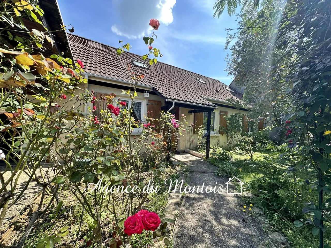 Pavillon Traditionnel à Rafraîchir - Donnemarie-Dontilly 