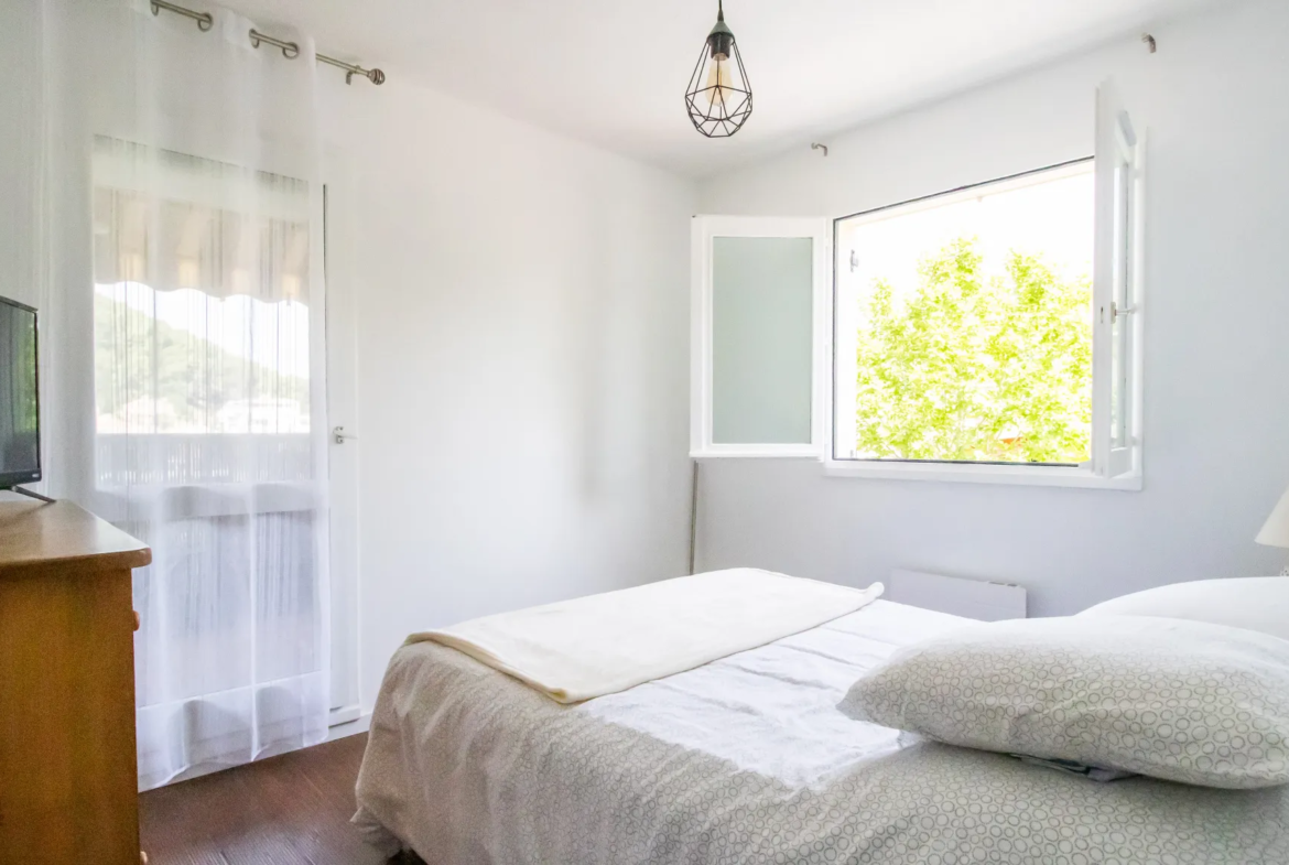 Appartement 4 pièces à vendre à Hyères - Costebelle 