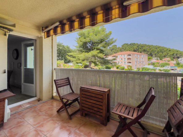 À vendre : Appartement 4 pièces avec terrasse à Hyères - Costebelle