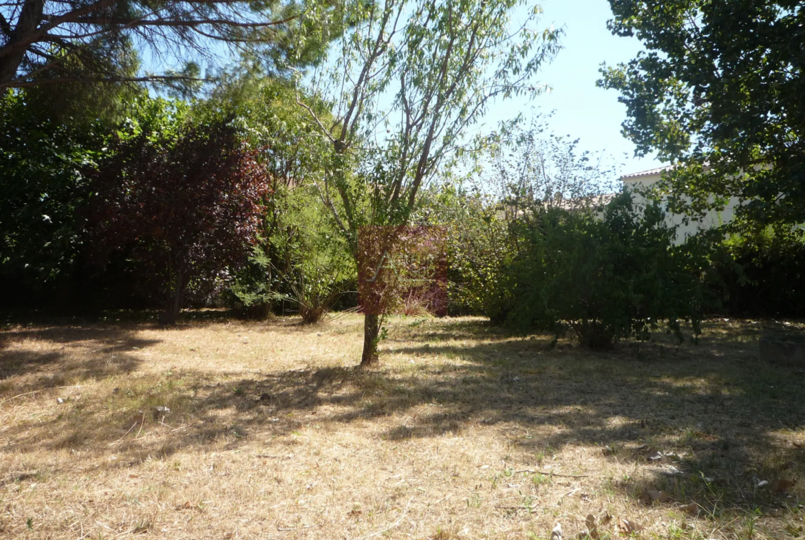 Terrain à bâtir de 490 m² à 10 min de Montpellier ouest 