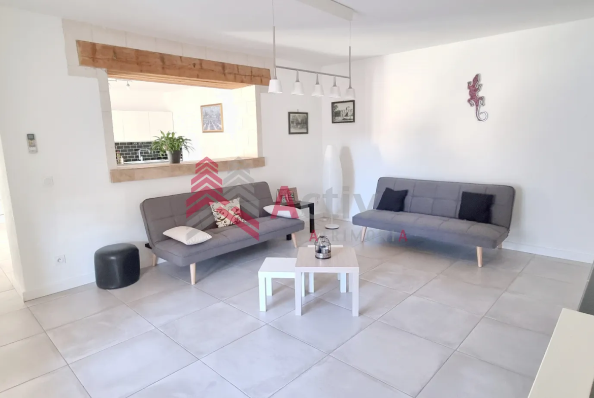 Charmante maison à vendre à Arles - 112 m2 avec terrain de 225 m2 