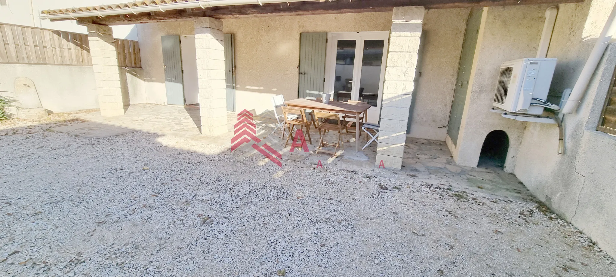 Charmante maison à vendre à Arles - 112 m2 avec terrain de 225 m2 