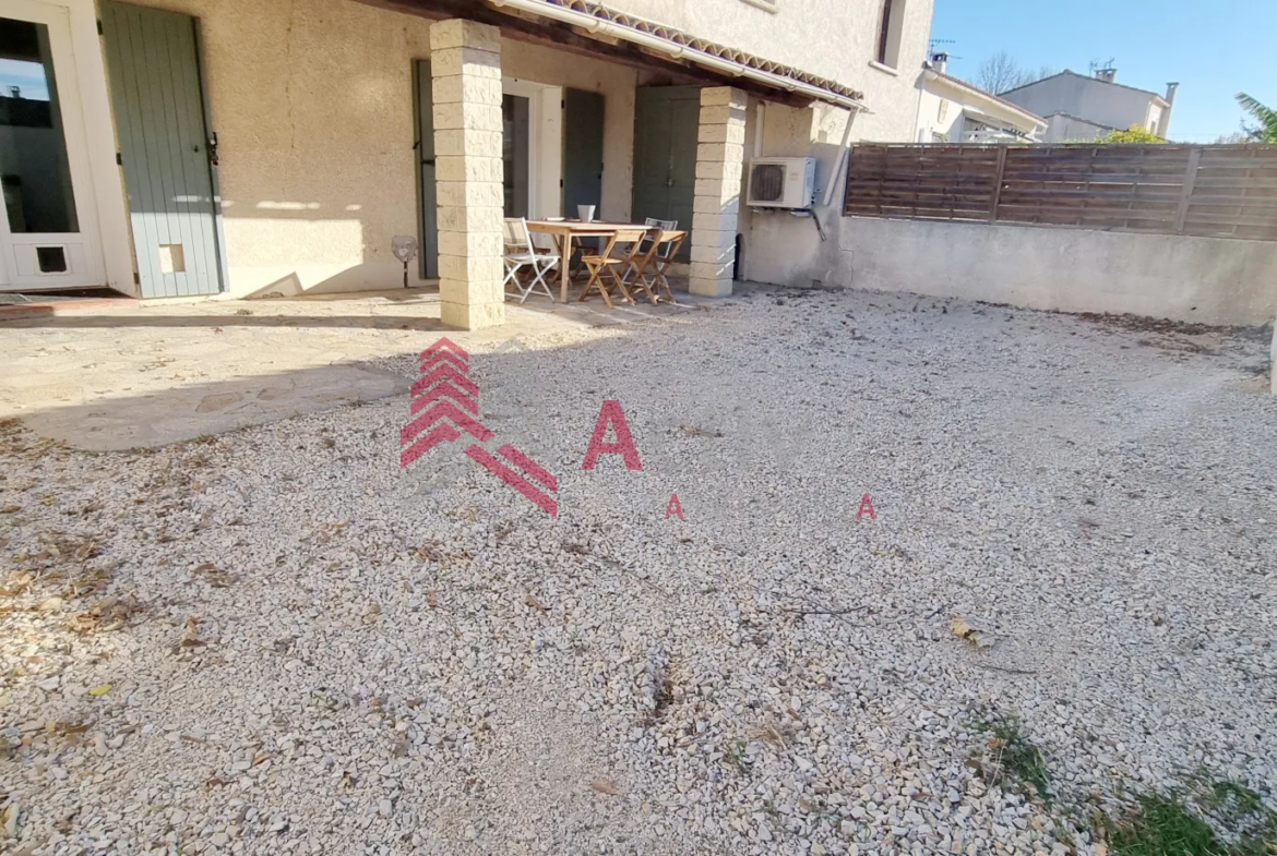 Charmante maison à vendre à Arles - 112 m2 avec terrain de 225 m2 