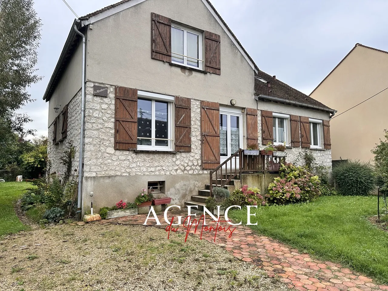 Maison indépendante à vendre à Donnemarie Dontilly - 5 chambres et jardin 