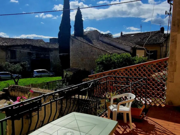 À vendre : Maison de ville 155 m² à Bollène avec terrasse et garage