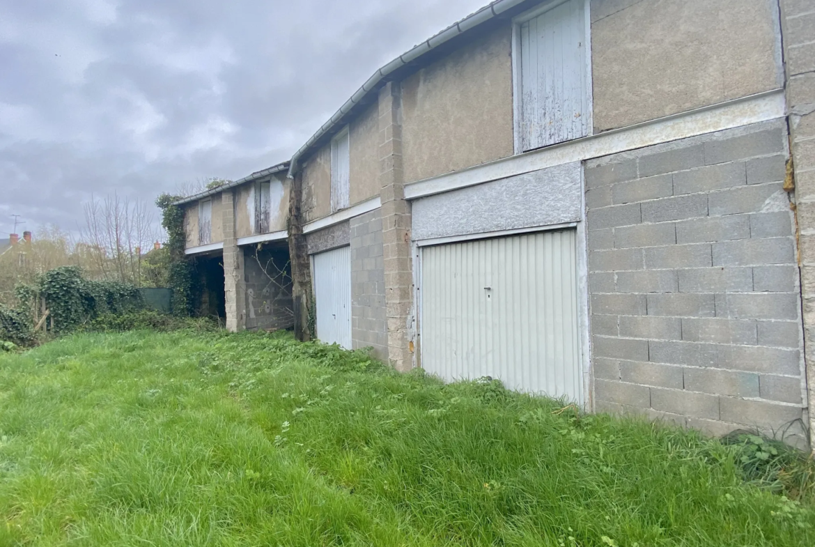 Maison avec 3 chambres et 6 garages à Vierzon 