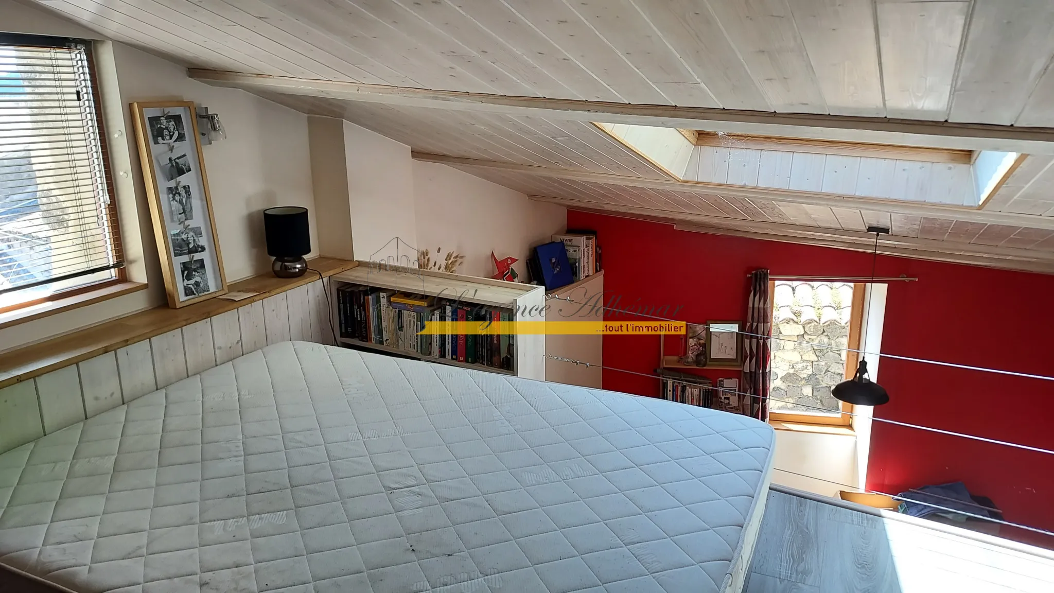 Maison en Pierre Charmante à Saint-Pons – 40 m2 à Vendre 