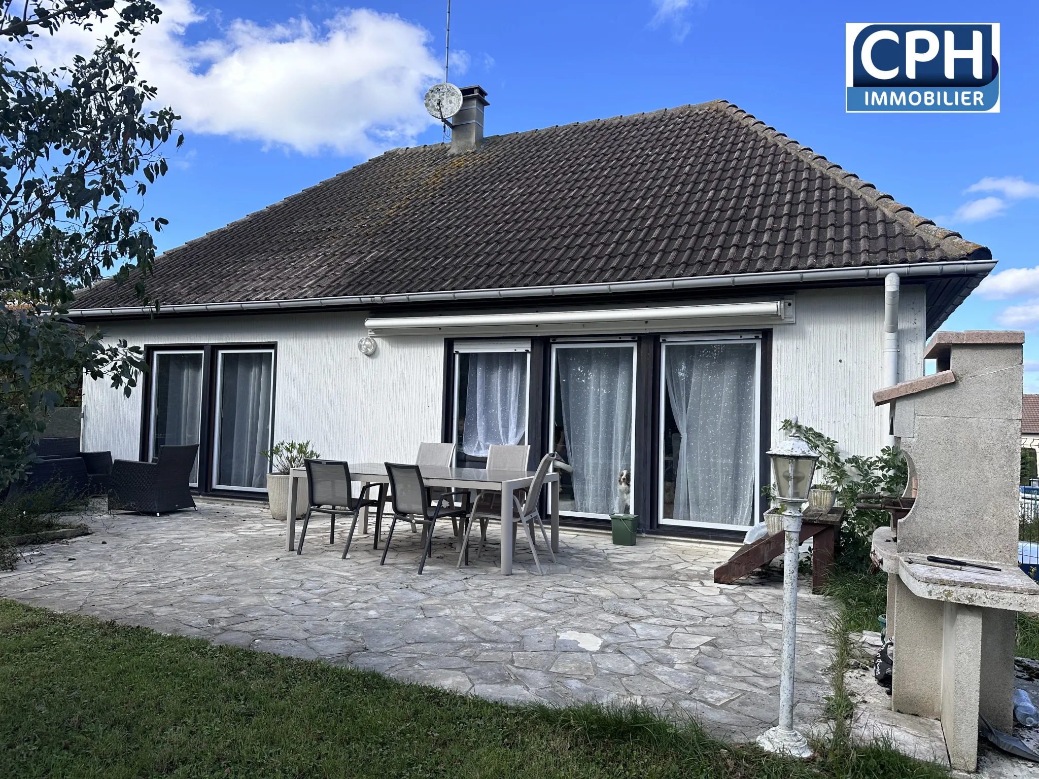 Maison à vendre à Grandcamp-Maisy - 244000€ 