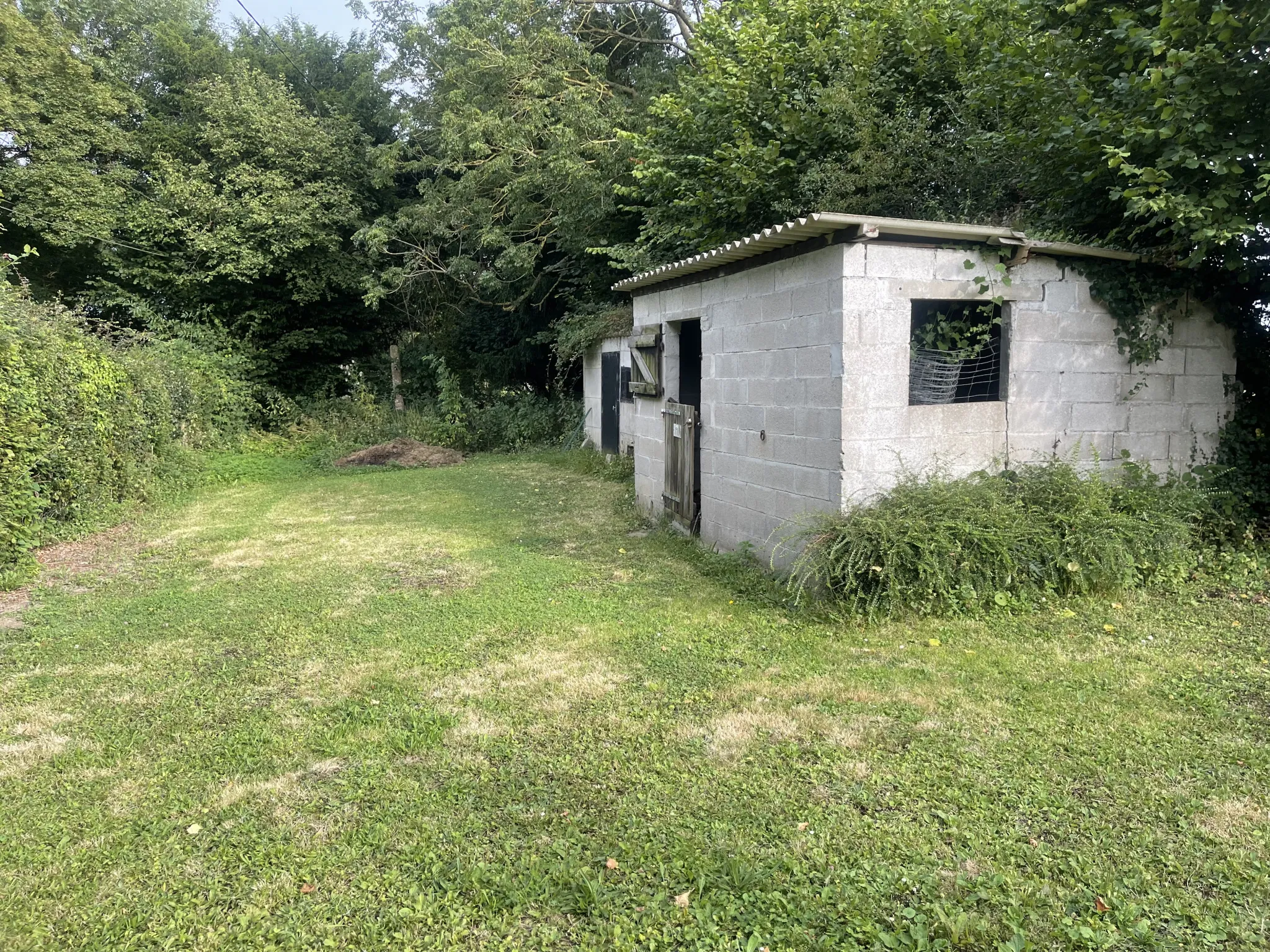 Maison de type longère au calme à Montviette 