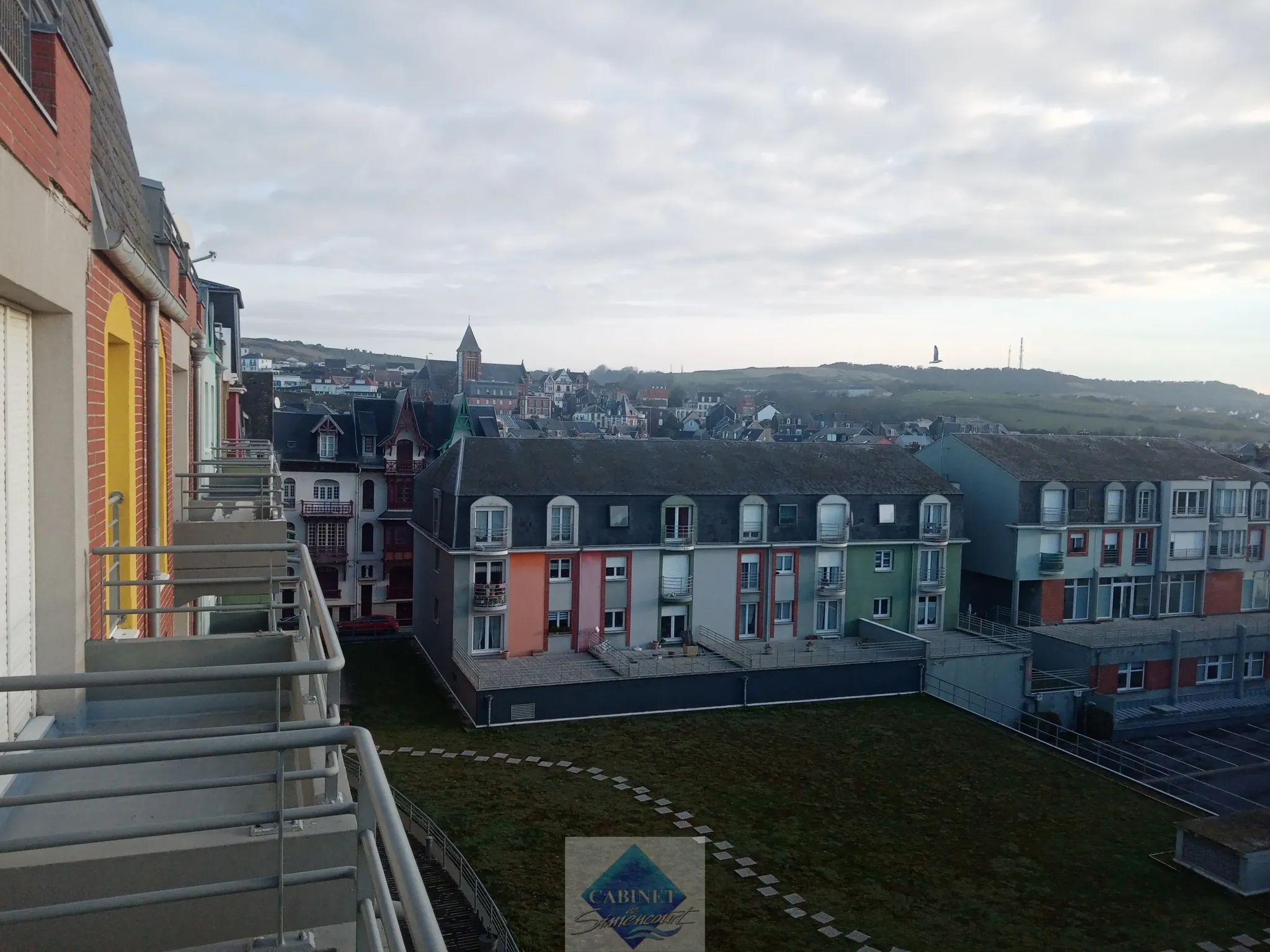 À vendre : Studio de 25 m² à Mers les Bains avec balcon 