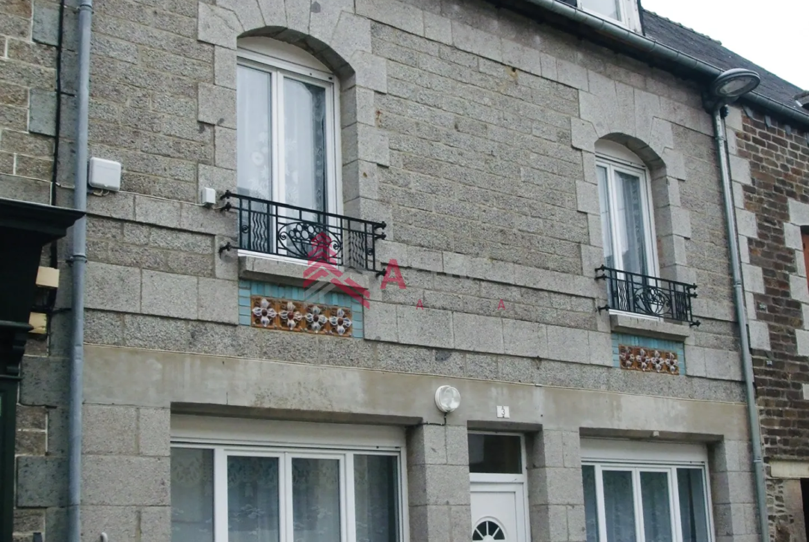 Maison de ville 7 pièces - Plénée-Jugon - 135 m² 