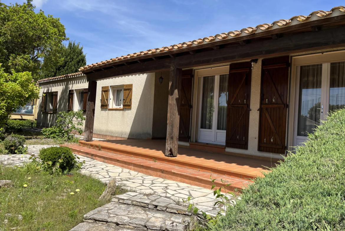 Grande villa de plain-pied avec jardin à Lézignan-Corbières 