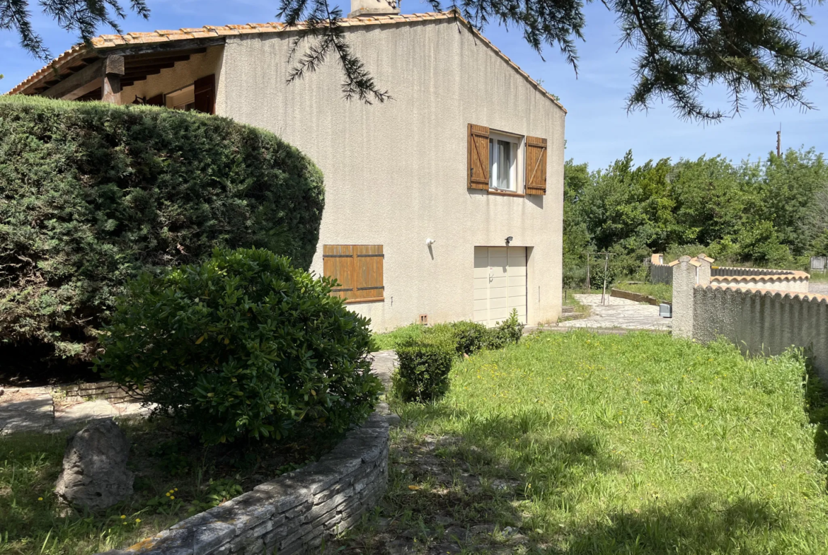 Grande villa de plain-pied avec jardin à Lézignan-Corbières 