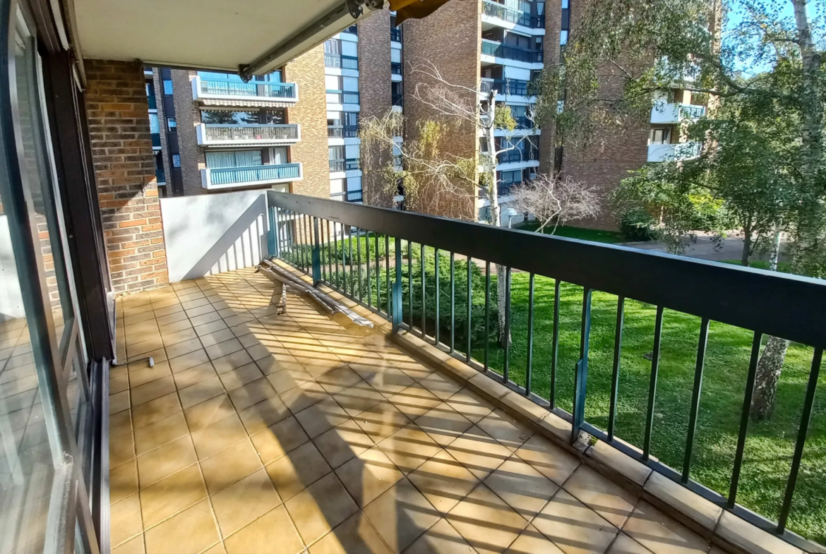 Bel Appartement 3 pièces à Créteil avec Balcon et Box 