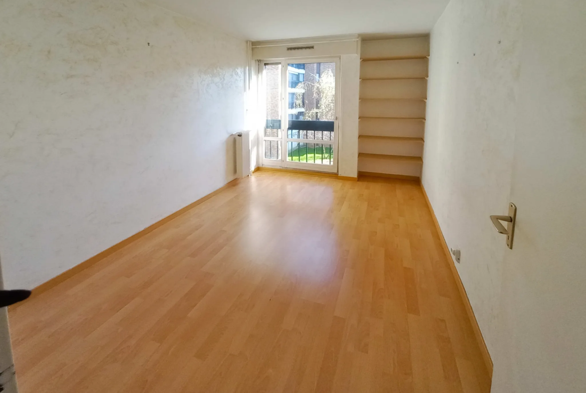 Bel Appartement 3 pièces à Créteil avec Balcon et Box 