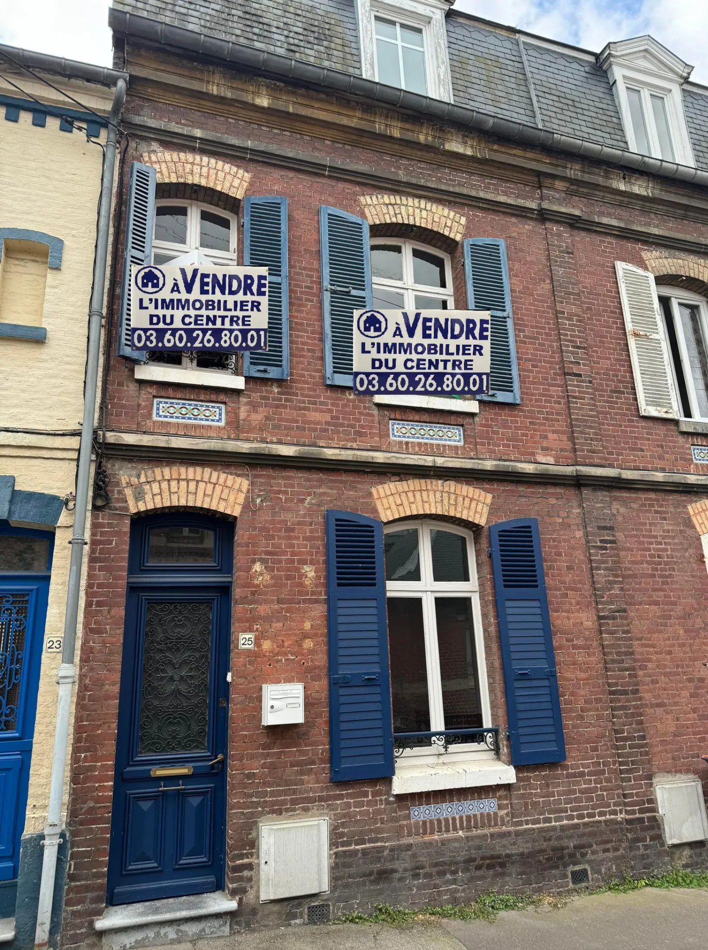 Maison de ville à vendre à Abbeville, 4 chambres et cour 