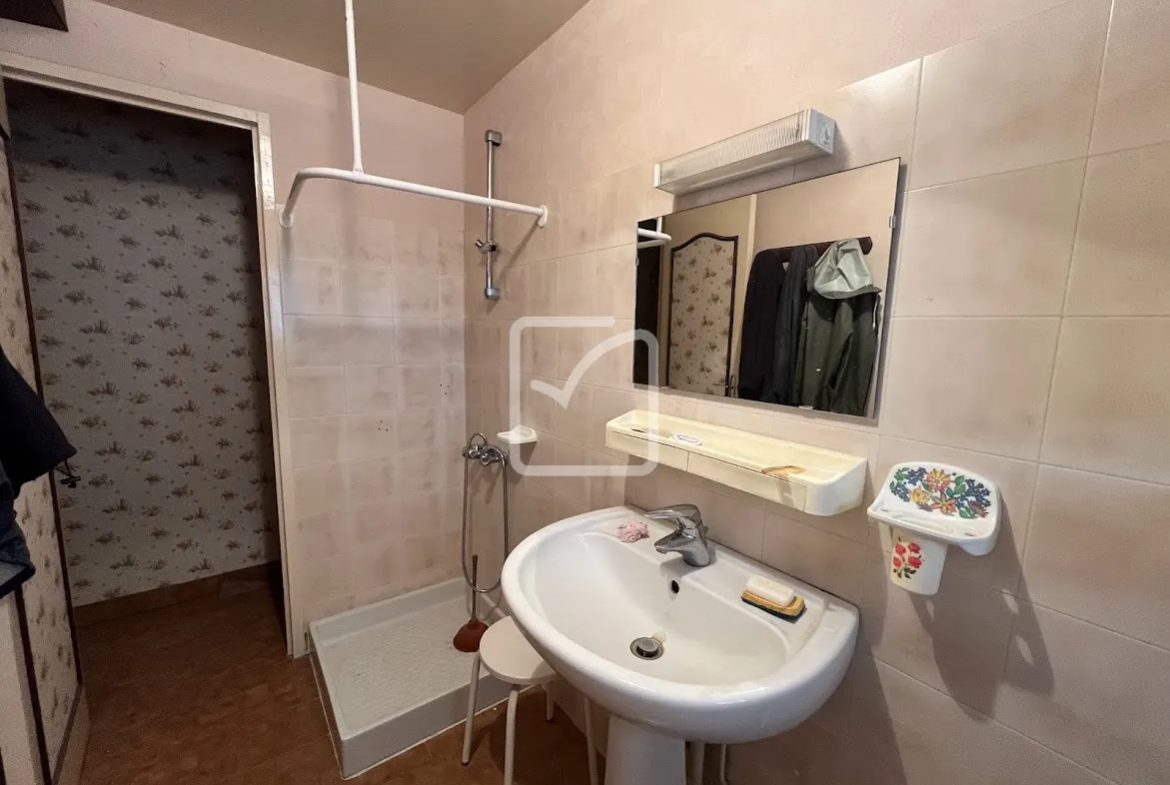 Maison de Plain-Pied à Malemort - 175 000 EUR 