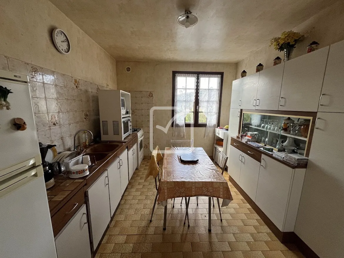 Maison de Plain-Pied à Malemort - 175 000 EUR 