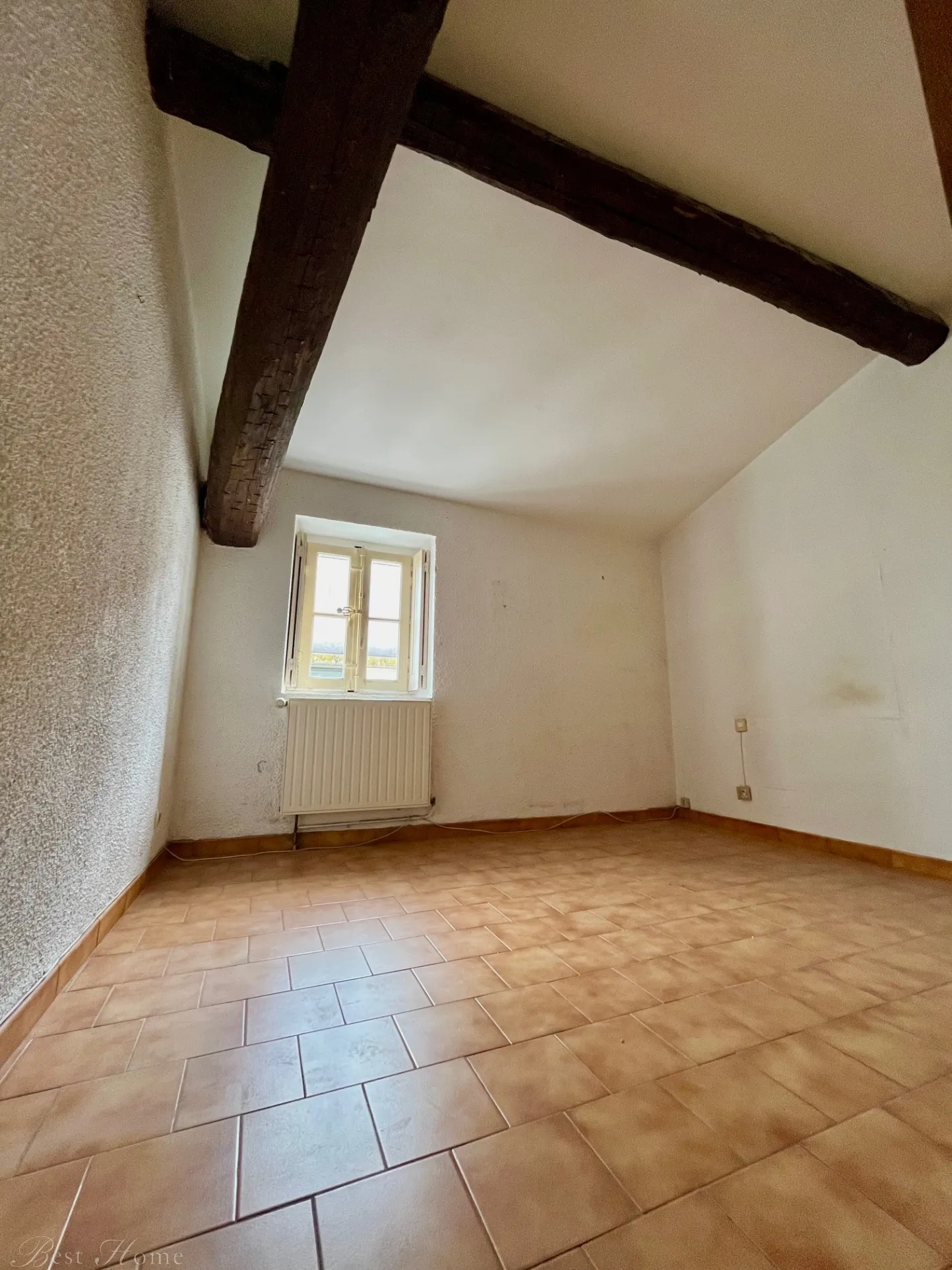 Appartement P2 de 50 m² à vendre à Nîmes - Dernier étage avec ascenseur 