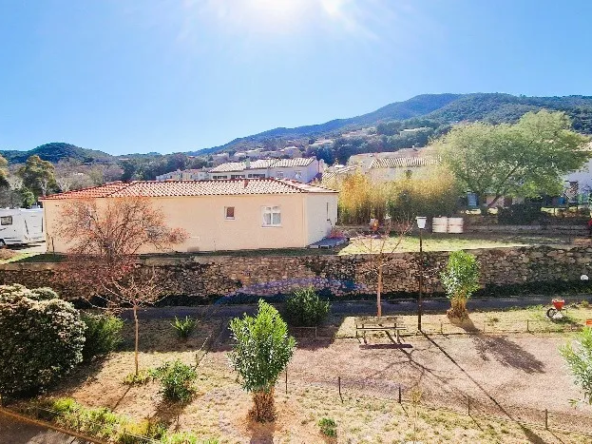 Appartement F3bis avec loggia à Amélie-les-Bains