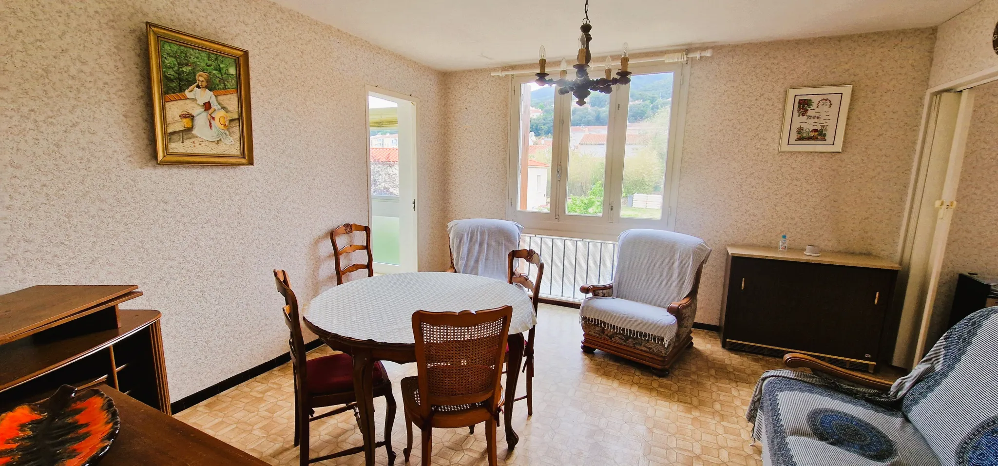 Appartement F3bis avec loggia à Amélie-les-Bains 