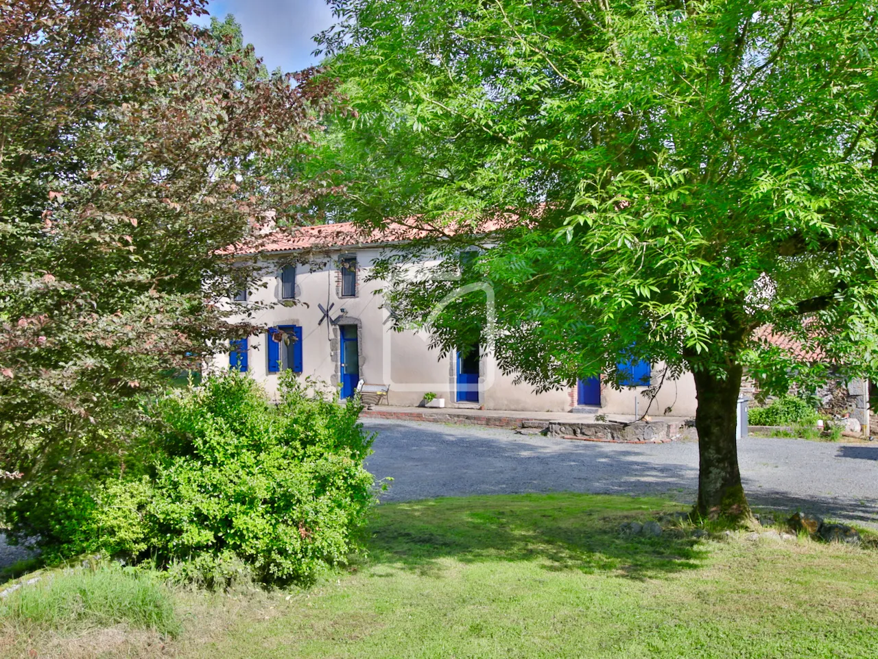 Fermette avec Gîte Indépendant à La Forêt-sur-Sèvre 