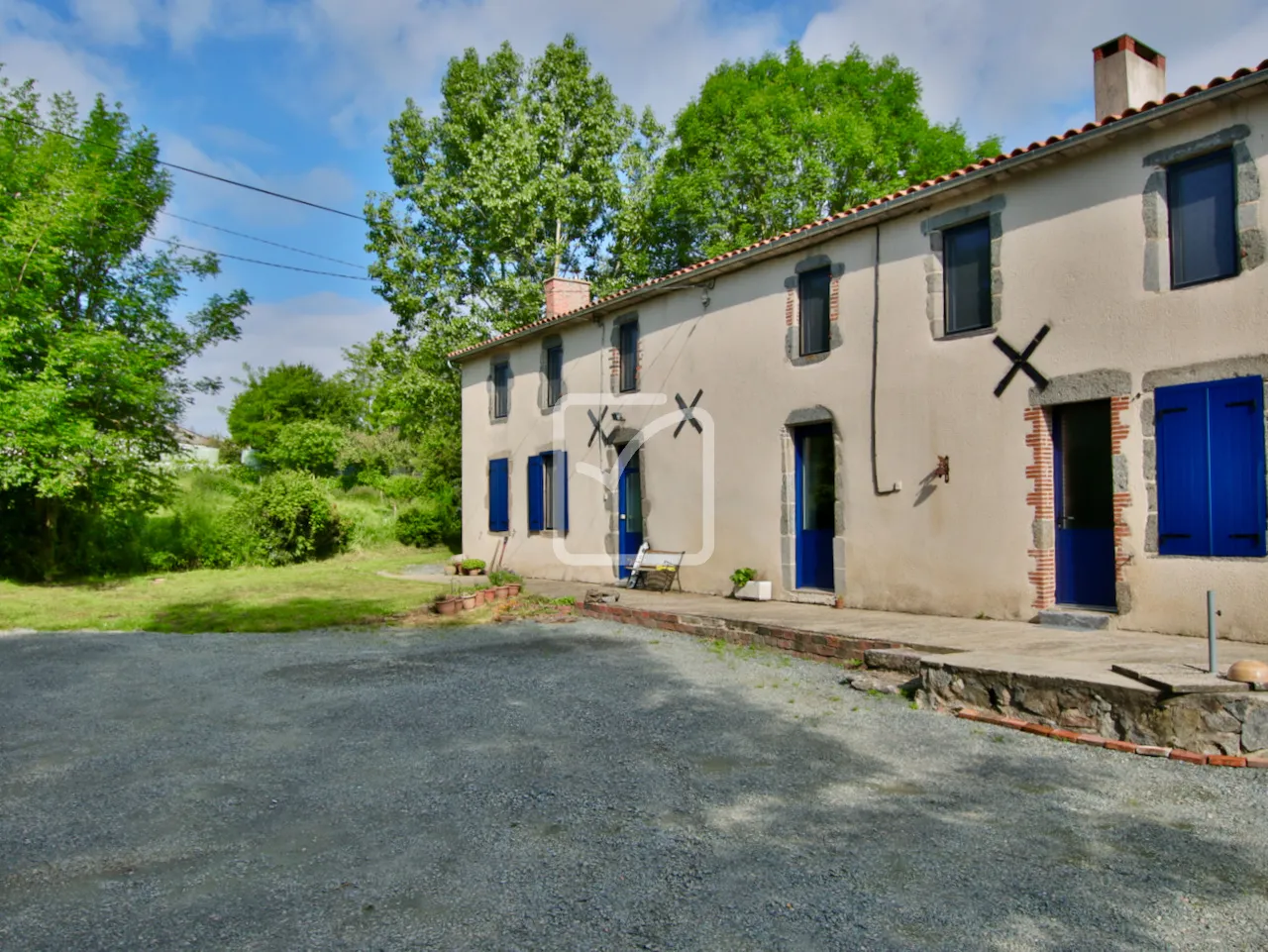 Fermette avec Gîte Indépendant à La Forêt-sur-Sèvre 