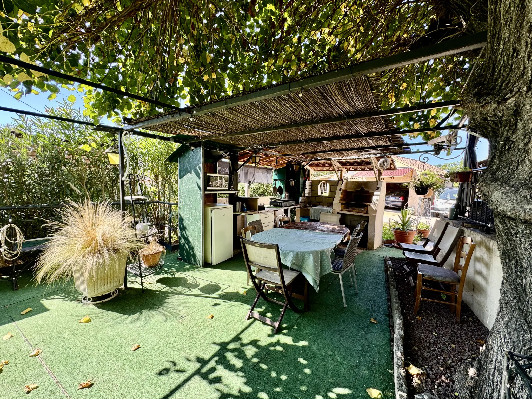 Maison rénovée avec jardin à Jonquières, 3 chambres et garage 