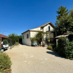 Maison rénovée avec jardin à Jonquières, 3 chambres et garage