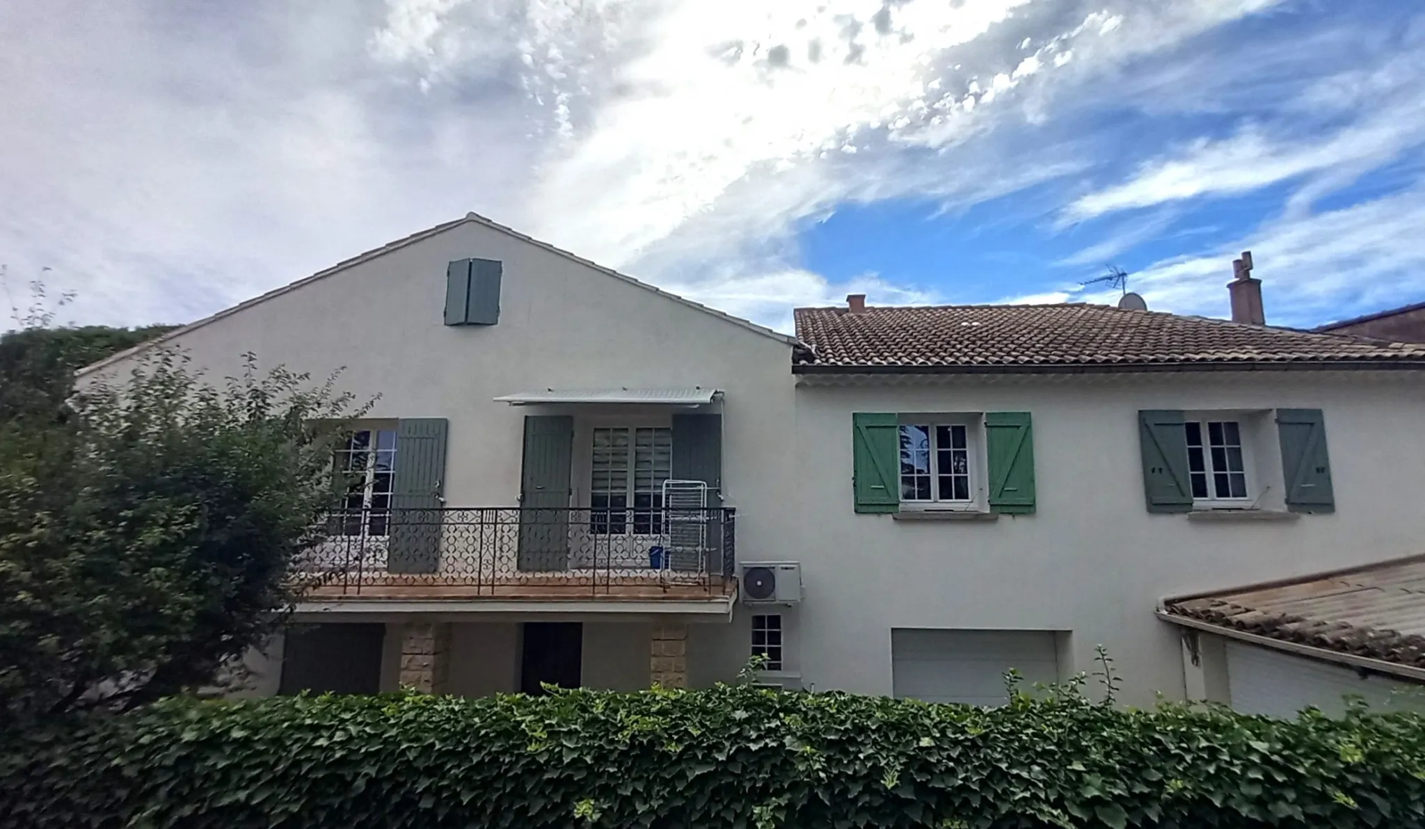 Maison à vendre à Sorgues - 140 m2 avec garage et jardin 