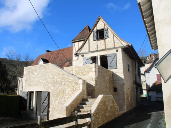 À vendre : Maison de village 5 pièces à Saint-Sozy avec jardin