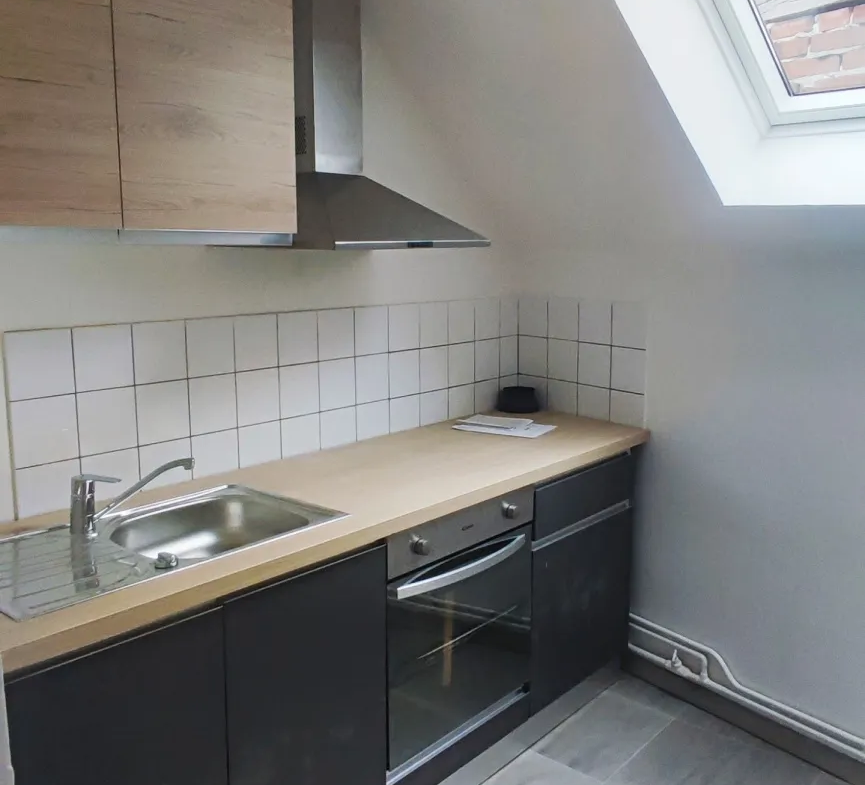 Appartement rénové à vendre au centre de Dreux - 2 pièces 