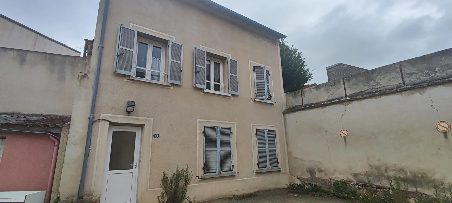 Appartement rénové à vendre au centre de Dreux - 2 pièces 