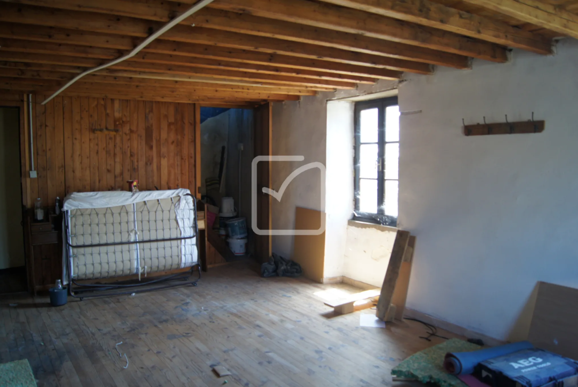 Maison de village à rénover à Saillans - 100 m² 